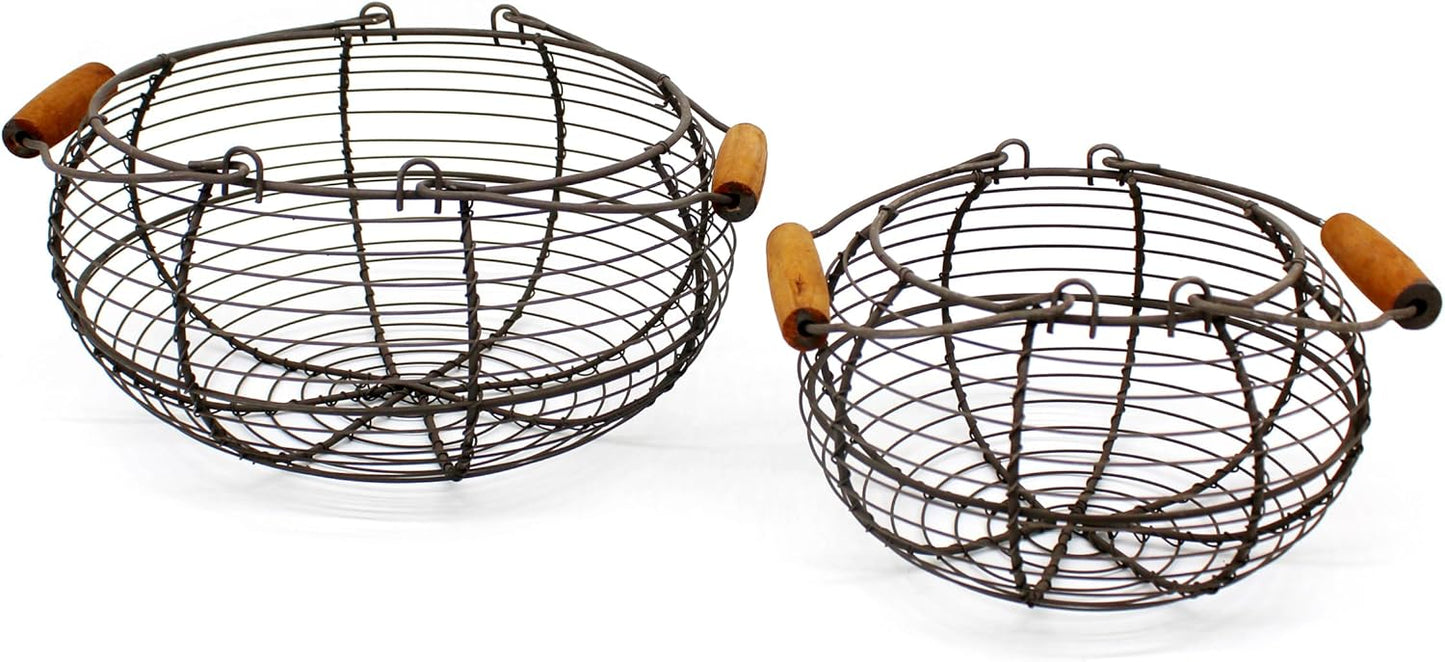 CVHOMEDECO. Round Wire Egg Baskets Rustic Fruit Baskets with Wooden Handles Primitives Vintage Gathering Basket. Rusty, Set of 2