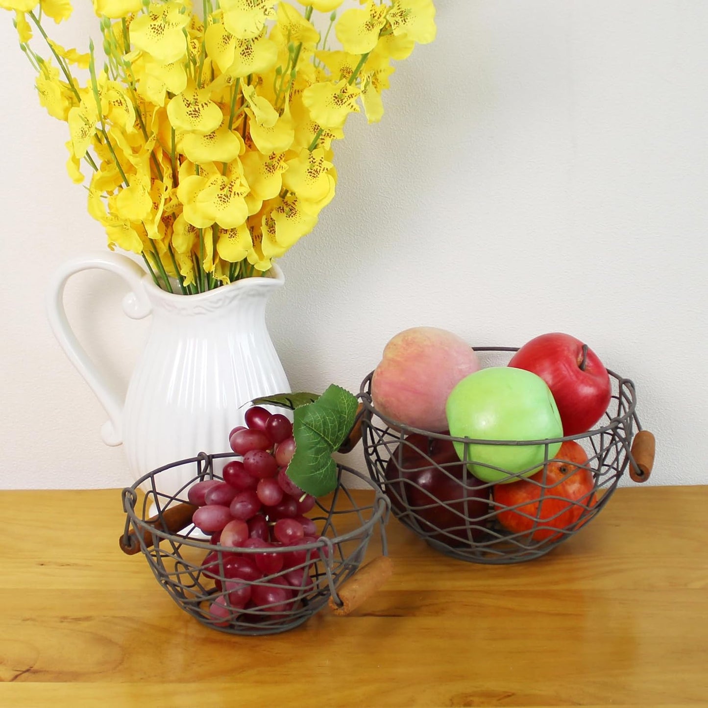 CVHOMEDECO. Round Wire Egg Baskets Rustic Fruit Baskets with Wooden Handles Primitives Vintage Collecting Basket. Rusty, Set of 2
