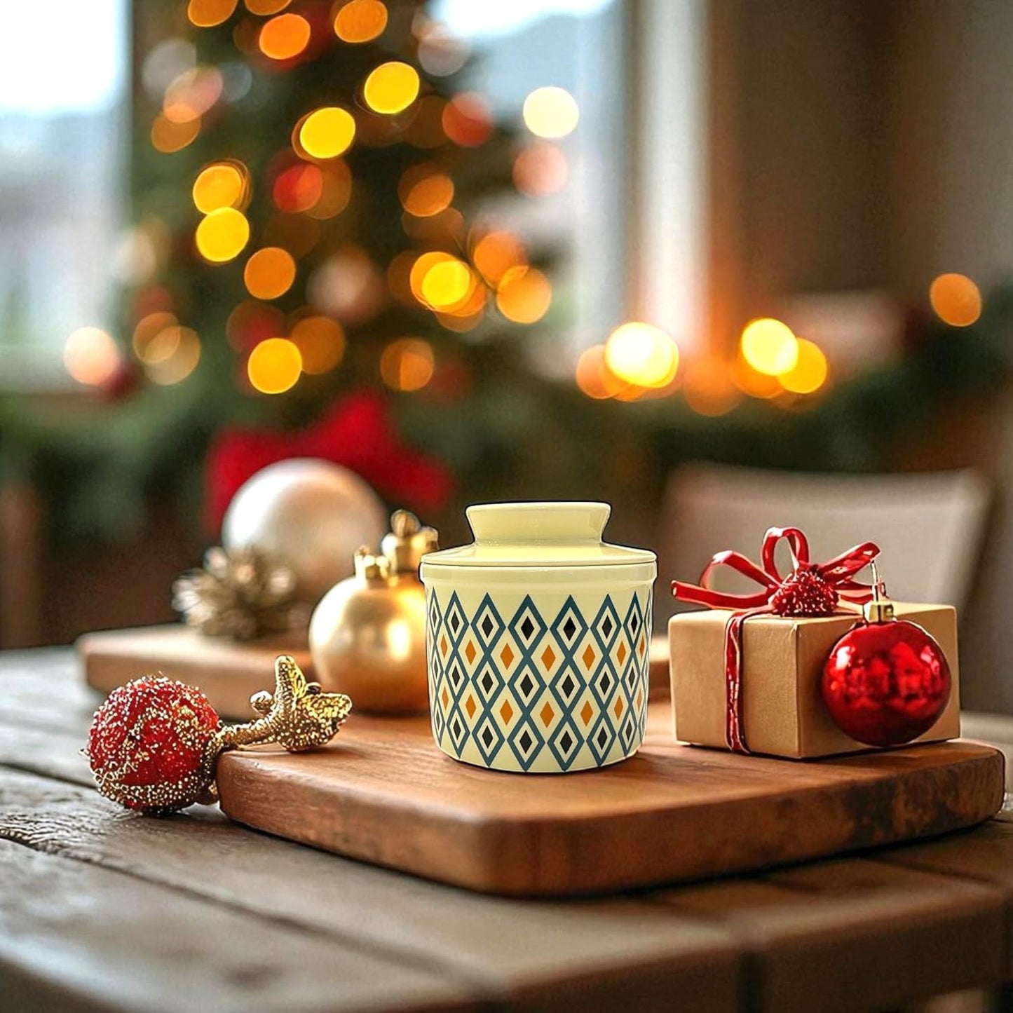 Butter Crock with Lid for Countertop, Butter Keeper Crock with Water, French Butter Dish Ceramic, Butter Holder with Lid for Spreadable Butter, Butter Container for Counter (Retro Diamond, Ivory)