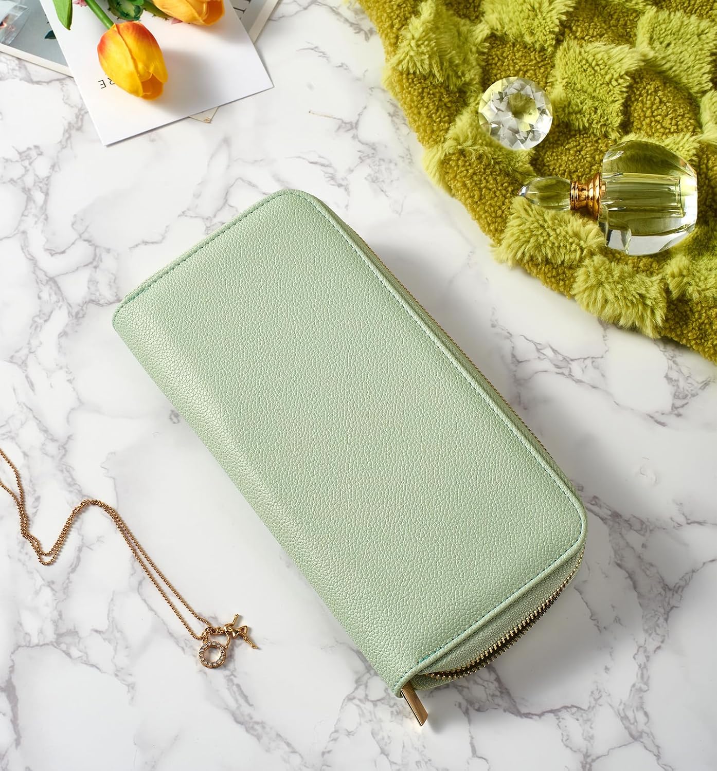 Travel Jewelry Organizer Case - for Tangle-Free Necklaces, Earrings, Rings, Bracelets Storage, Travel Essentials, Fashion Portable Jewelry Travel bags for Women - Medium Macaron Green