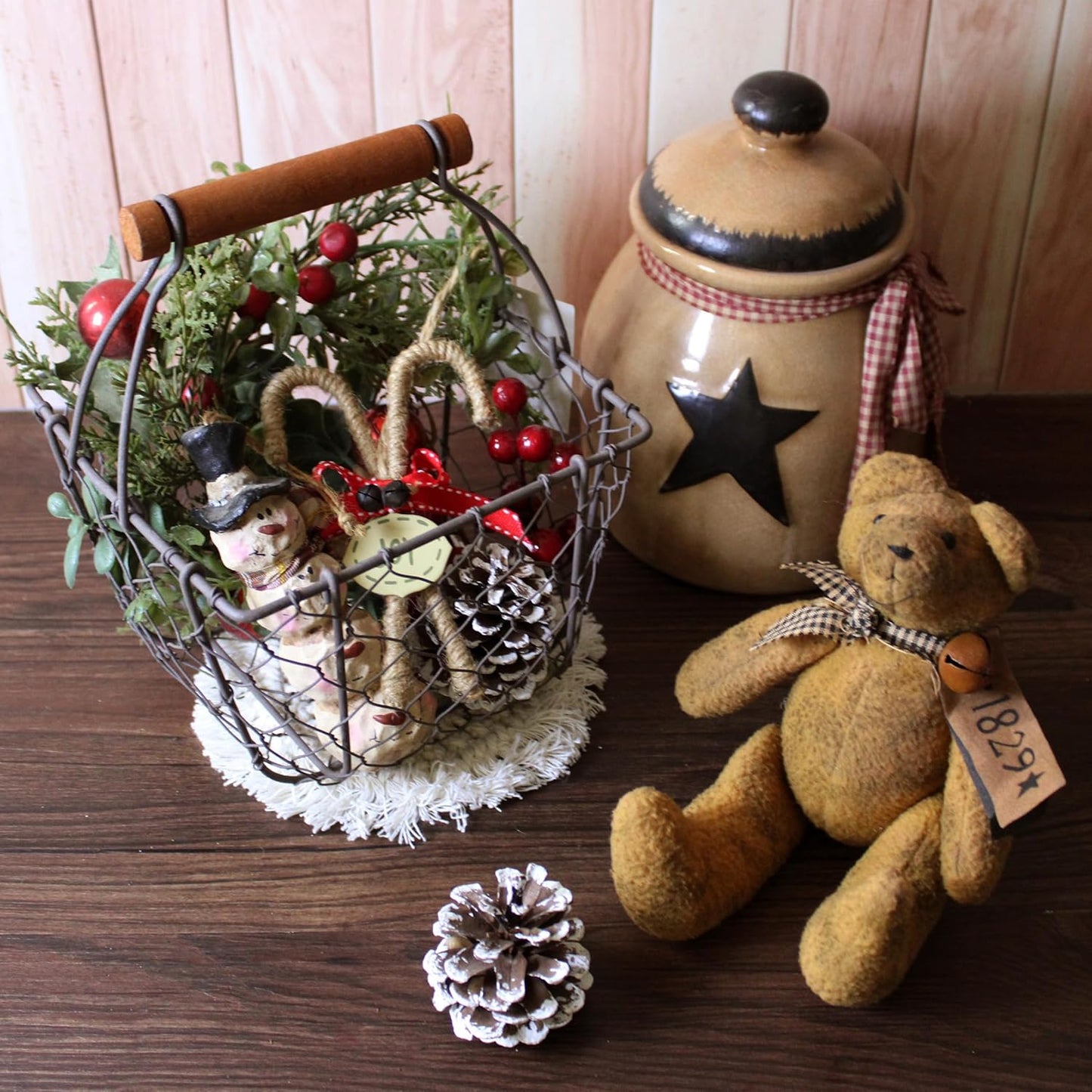 CVHOMEDECO. Square Chicken Wire Egg Basket Fruit Basket with Wooden Handle Primitives Vintage Gathering Basket. Rusty