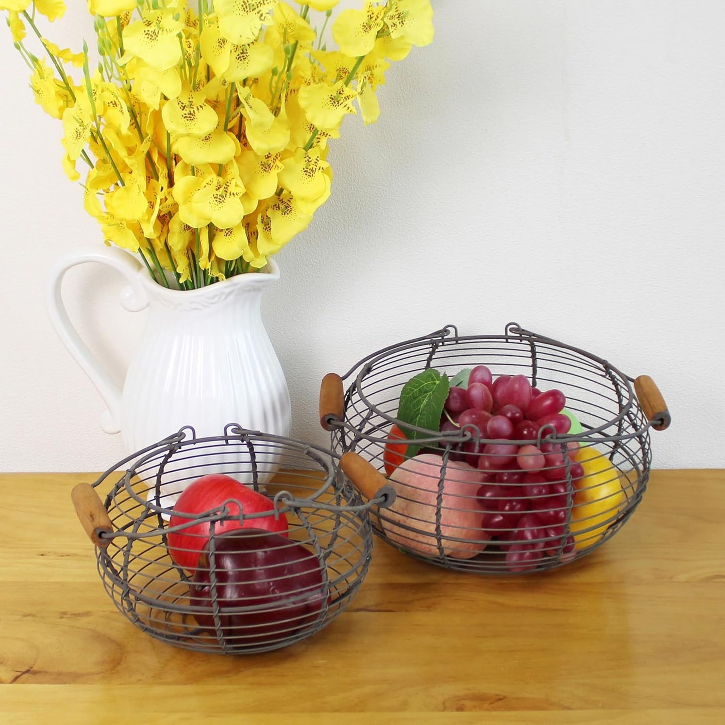 CVHOMEDECO. Round Wire Egg Baskets Rustic Fruit Baskets with Wooden Handles Primitives Vintage Gathering Basket. Rusty, Set of 2