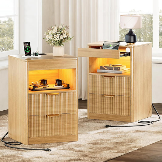 REAHOME Fluted Nightstand Set of 2 with Charging Station, Modern LED Night Stand with 2 Drawers and Pull Out Tray, Wood Bedside Table, End Side Table with Open Shelf for Bedroom,Natural