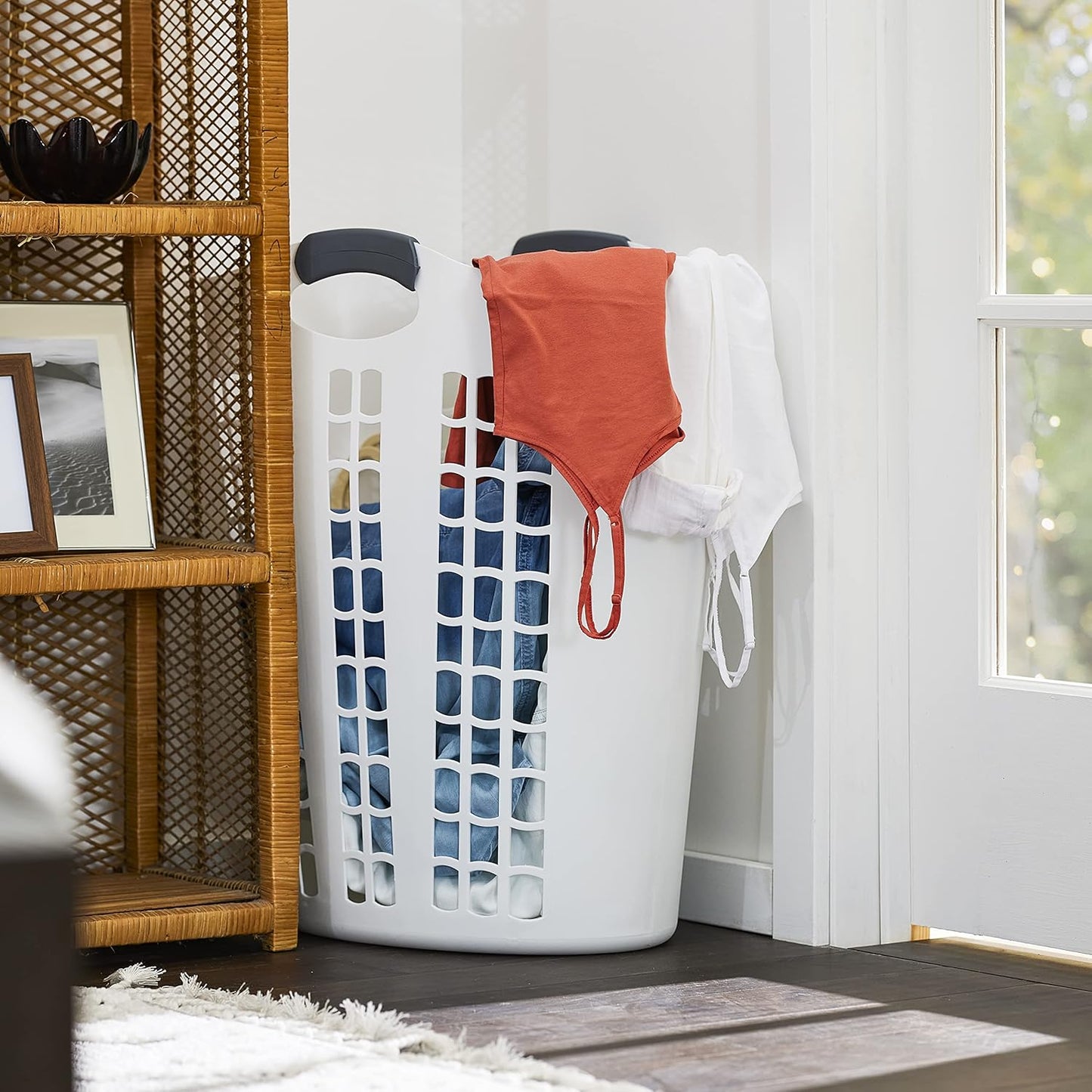 Gracious Living Easy Carry Flex Hamper, Large 87.5 Liter Lightweight Plastic Ventilated Laundry Basket Clothes Bin with Handles, White (4 Pack)