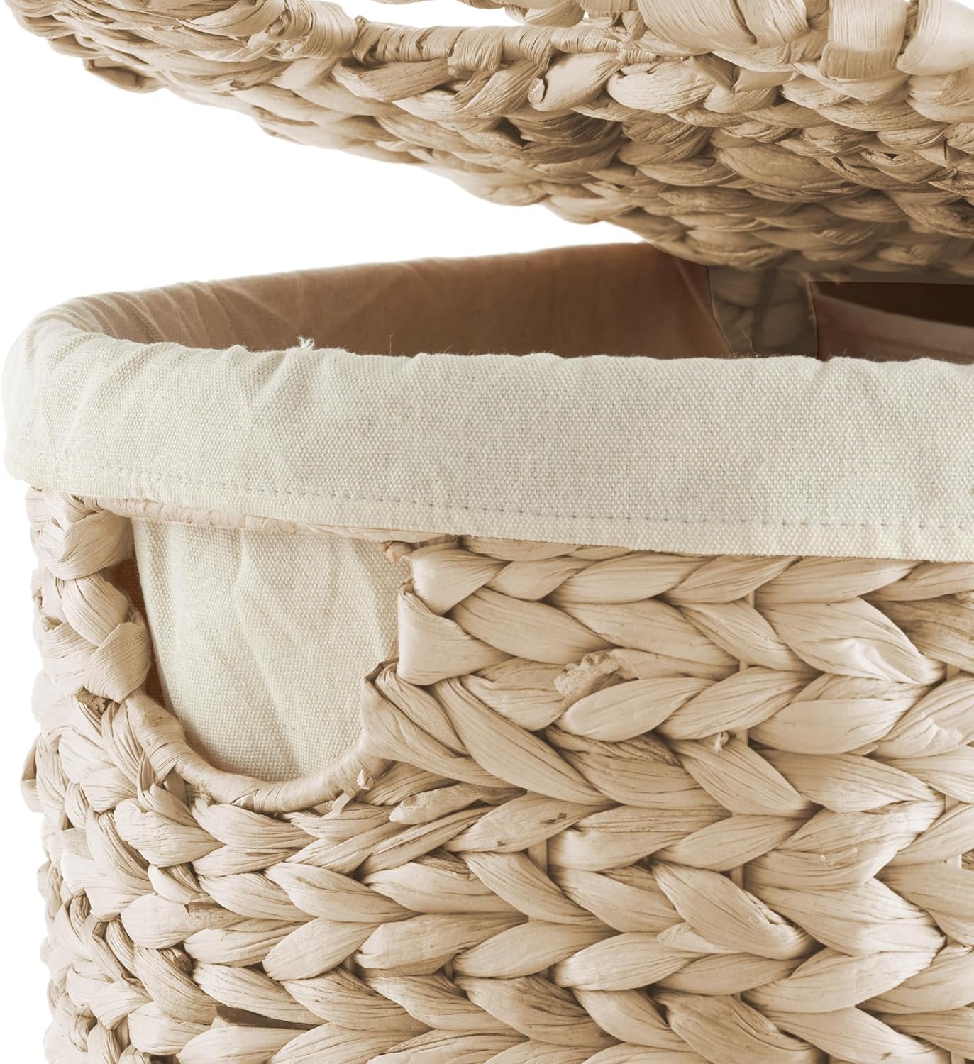 Casafield Oval Laundry Hamper with Lids and Removable Liner Bags - Whitewash, Woven Water Hyacinth 2-Section Laundry Basket Sorter for Clothes, Towels