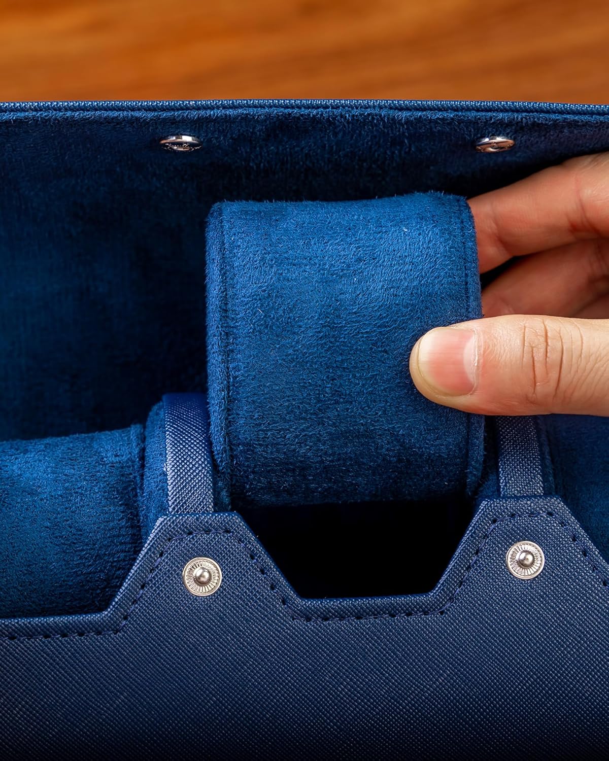 MR.OKAY 3 Watch Travel Case -Classic Leather Watch Case with Perfect Texture. Watch Carrying Case or Organizer for Storage and Display. Ideal Gift for Men Traveling, All Handmade by Artisans