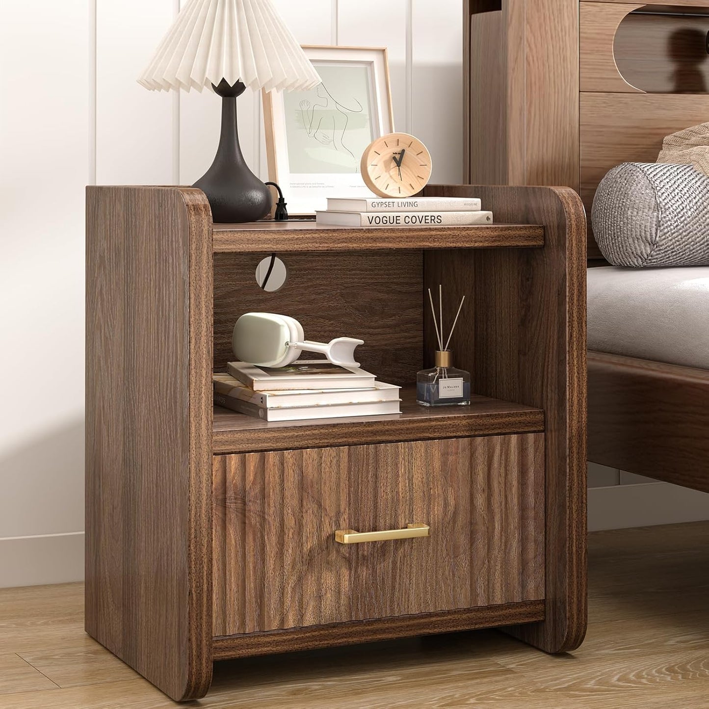 Night Stand with Charger Station, Fluted Wood Nightstand with Drawer Storage, Modern Bedside Table, Wide Nightstands for Bedroom, Mid Century Wooden Night Stands for Home Office Sofa Couch