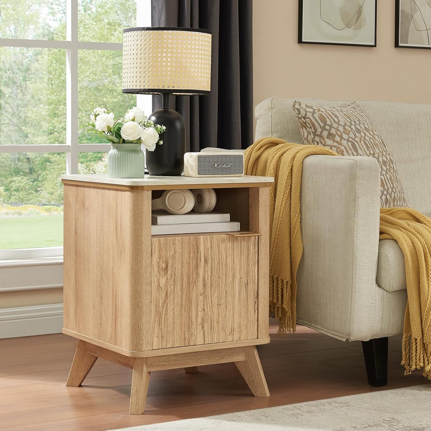 QUW Fluted Nightstands with Charging Station, 18" Modern Side Table, Wooden Bedside Table with Faux Marble Top, Open Storage, Cabinet, End Table for Bedroom, Living Room, Natural Oak