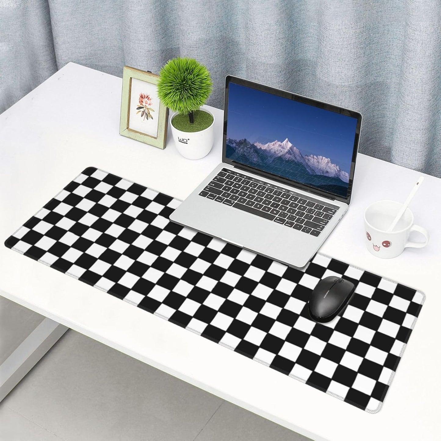 Black and White Checkered Gaming Mouse Pad, Large Mouse Pad for Desk Mat XXL XL Mousepad, Big Keyboard Pad Office Desk Accessories Decor
