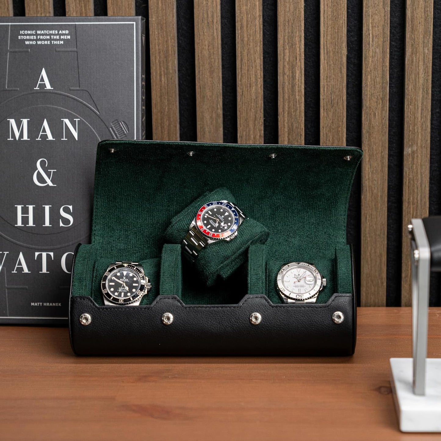DailyWatch | Watch Roll Travel Case For 3 Watch | Luxury Watch Case In Genuine Black Leather With Soft Velvet Interior | Watch Case Protect, Store, & Display Your Watches | Black Green