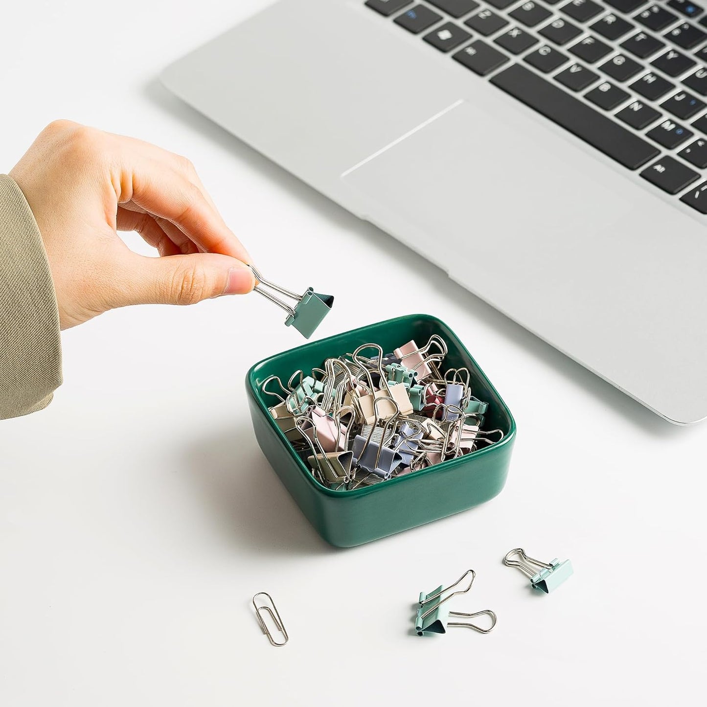 Ceramic Paper Clip Holder for Desk Cute Binder Holder Paperclip Holders for Office Paper Clips Dispenser Organizer desk décor (green)