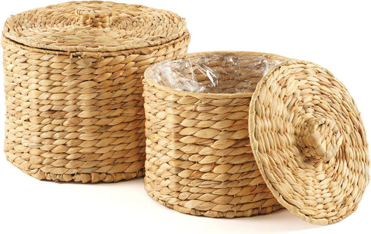 Greenatural Water Hyacinth Storage Baskets Set of 2, Handwoven Round Organizers with Lids and Plastic Liners, 2 Sizes, Decorative Wicker Bins for Home, Bedroom, Bathroom, Kitchen, Office