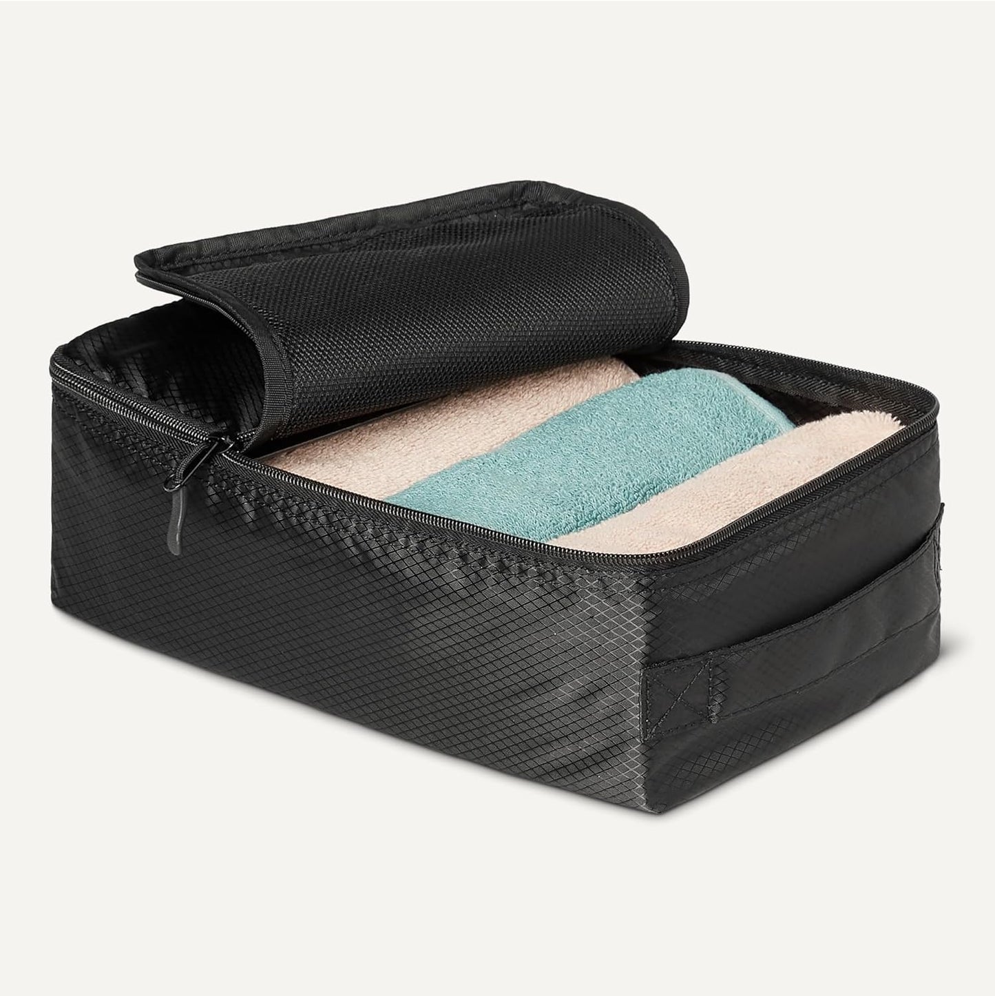 Amazon Essentials 8-Piece Packing Cubes Travel Accessories Set, Luggage Organiser with Double Zip, 100% Polyester, Multiple Dimensions, Black