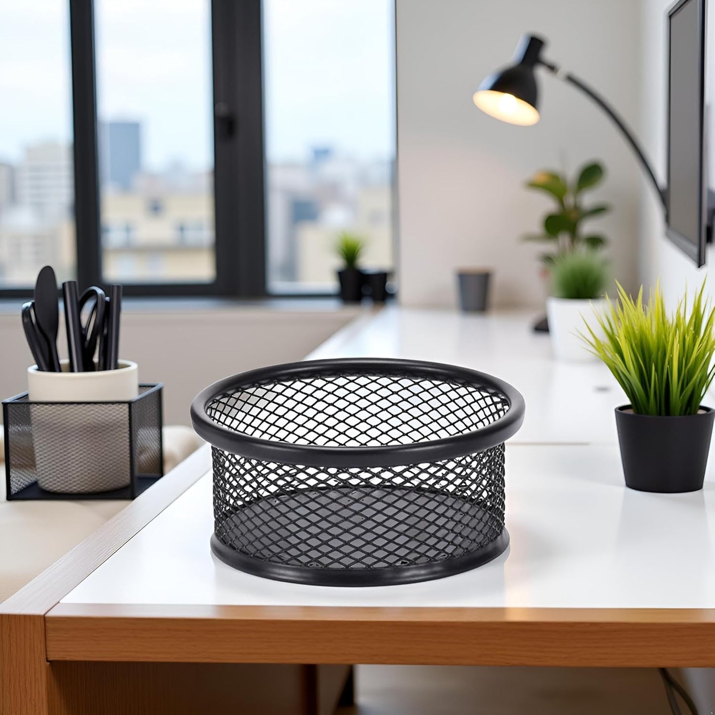 1Pc Black Metal Paper Clip Holder Mesh Paperclip Bowl Binder Clip Dispenser Desk Bobby Pin Container Organizer for Home Office Classroom School Desk Supplies Holders