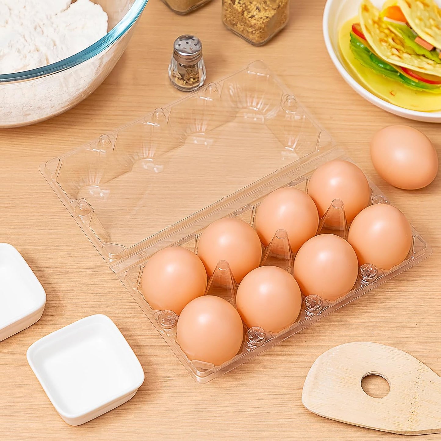 Zubebe 200 Pieces Clear Egg Cartons Plastic Egg Cartons Bulk Empty Chicken Egg Tray Holds Securely Clear Blank Egg Cartons for Chicken Farm Business Market Home Refrigerator Storage (2 x 4 Grids)
