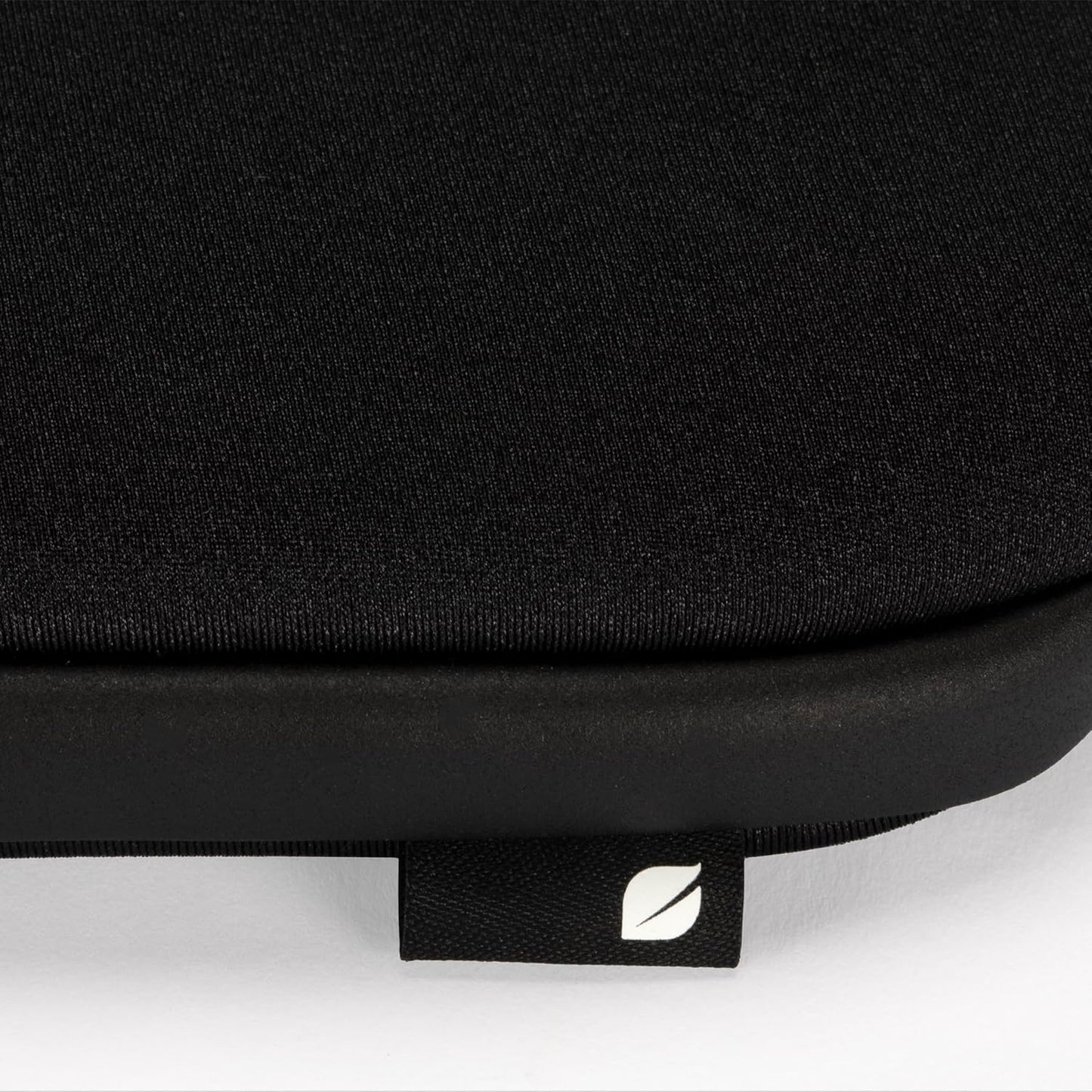 Incase Classic Universal Sleeve - 17" Laptop/MacBook & Tablet/iPad Case - Durable Padded Interior Case, Lightweight Laptop Sleeve with Faux Fur Lining, Strong Zippers