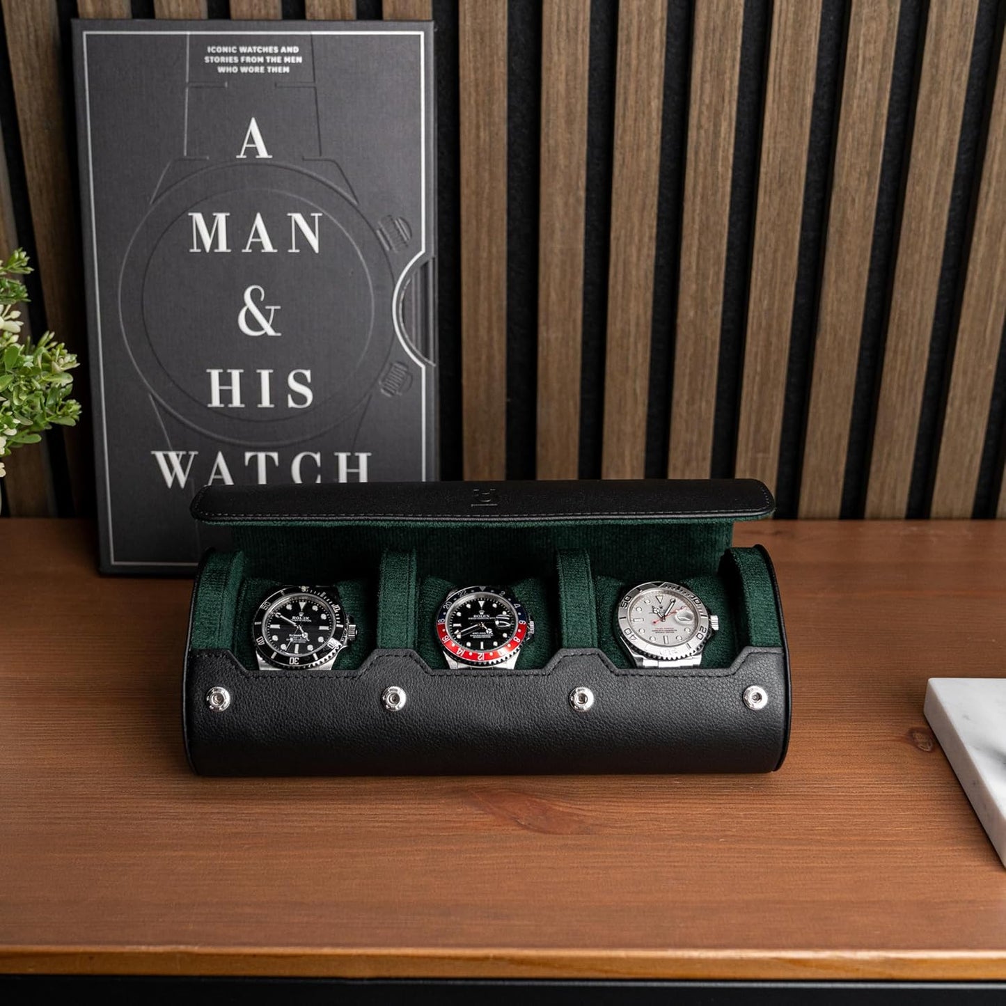 DailyWatch | Watch Roll Travel Case For 3 Watch | Luxury Watch Case In Genuine Black Leather With Soft Velvet Interior | Watch Case Protect, Store, & Display Your Watches | Black Green
