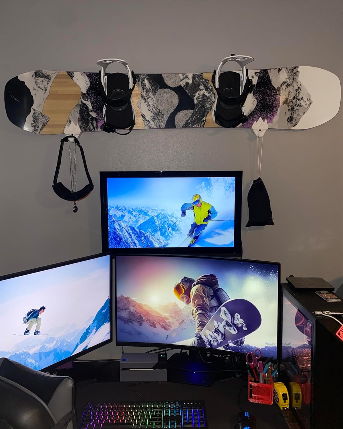 Snowboard Wall Mount Storage – Damage-Free Snowboard Hanger, Hook to Securely Store Gear, Hang and Display Snow Boards and Gloves, Gear Organizer (True White)