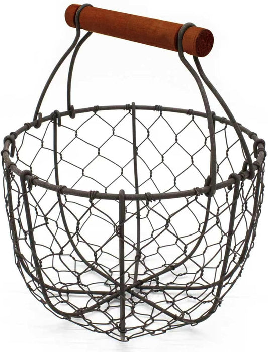 CVHOMEDECO. Round Chicken Wire Egg Basket Fruit Basket with Wooden Handle Primitives Vintage Gathering Basket. Rusty