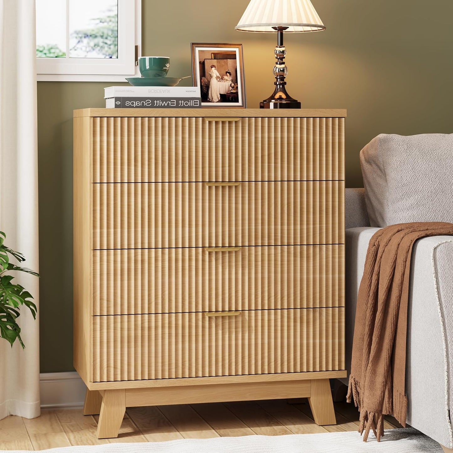 Fluted Nightstand, 31.5" Wide Side Table with 4 Large Storage Drawers, Mid Century Modern Wood Night Stand with Metal Handle, Wooden Bedside End Table for Bedroom, Living Room, Closet, Natural Oak