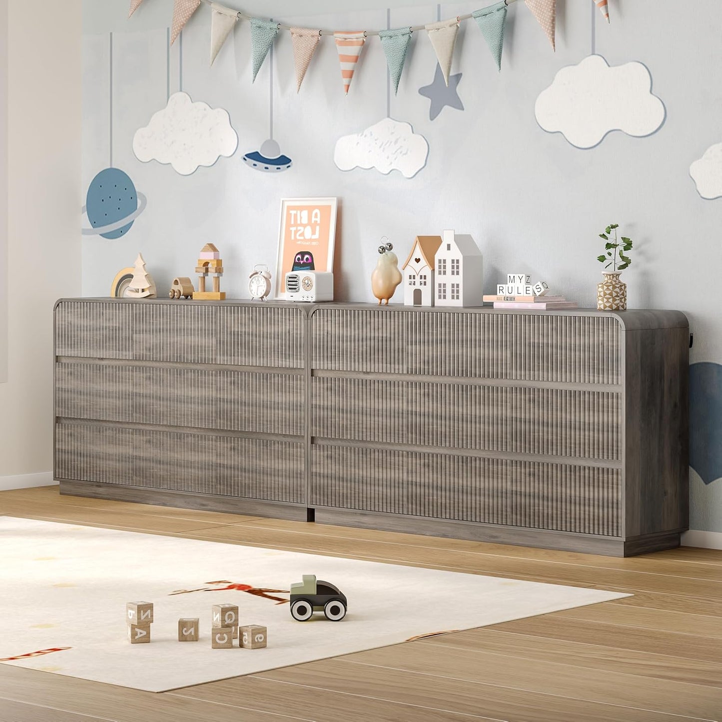 Dresser for Bedroom with 9 Drawers, Fluted Chest of Drawers with Round Curved Corner, Hidden Handles, Modern Wood Storage Organizer for Bedroom, Nursery, Living Room