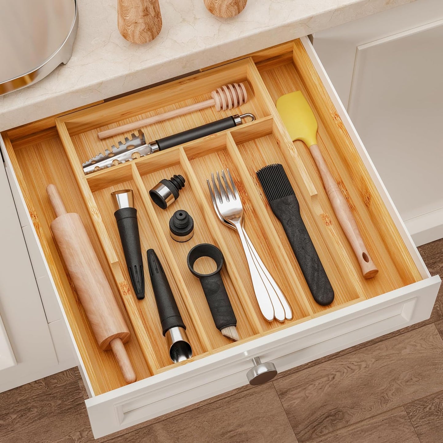 BAMEOS Bamboo Expandable Drawer Organizer, 5-7 Slots Kitchen Drawer Organizer, Adjustable Cutlery Tray for Utensils, Silverware & Flatware (Natural)