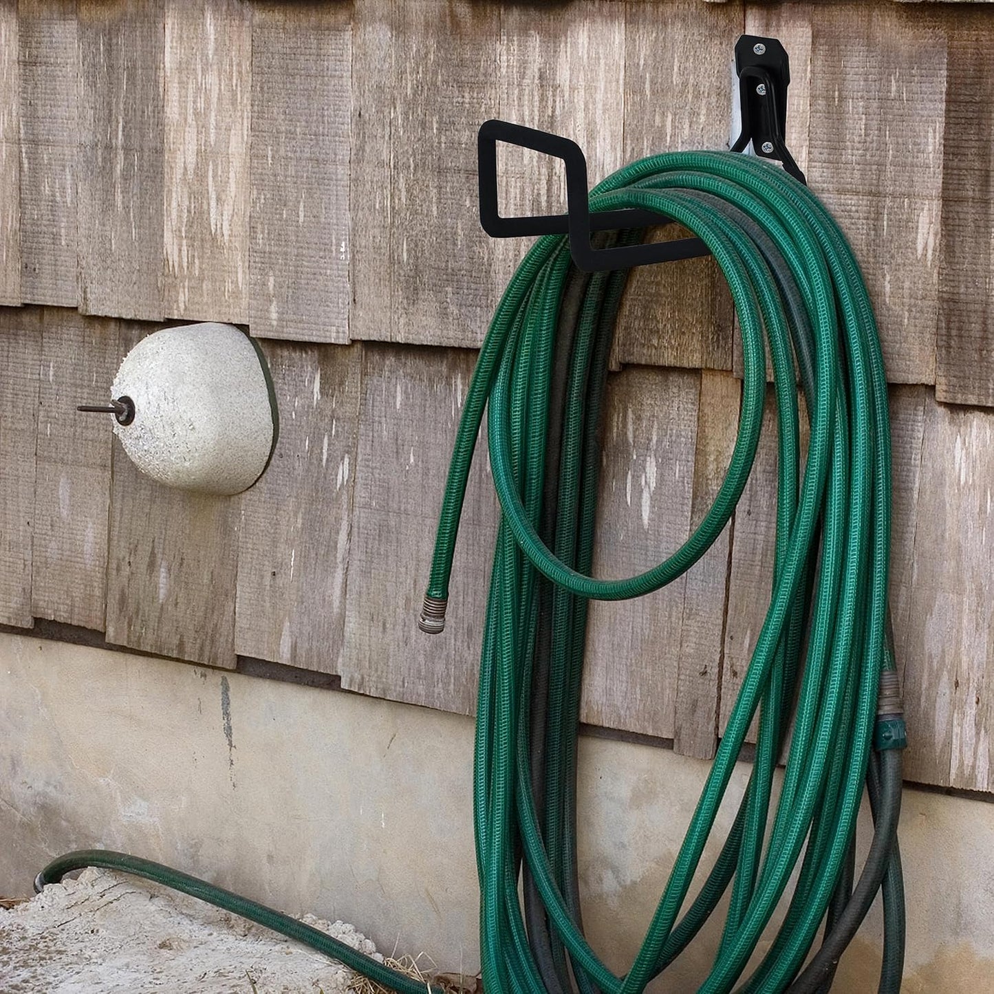 PHYEX Garden Hose Holder Wall Mount, Metal Hanger With Protective Coating, Water Hook for Outside Yard, Fits 50-100 ft Expandable Hoses, Perfect for Garden, Yard, or Outdoor Storage Needs
