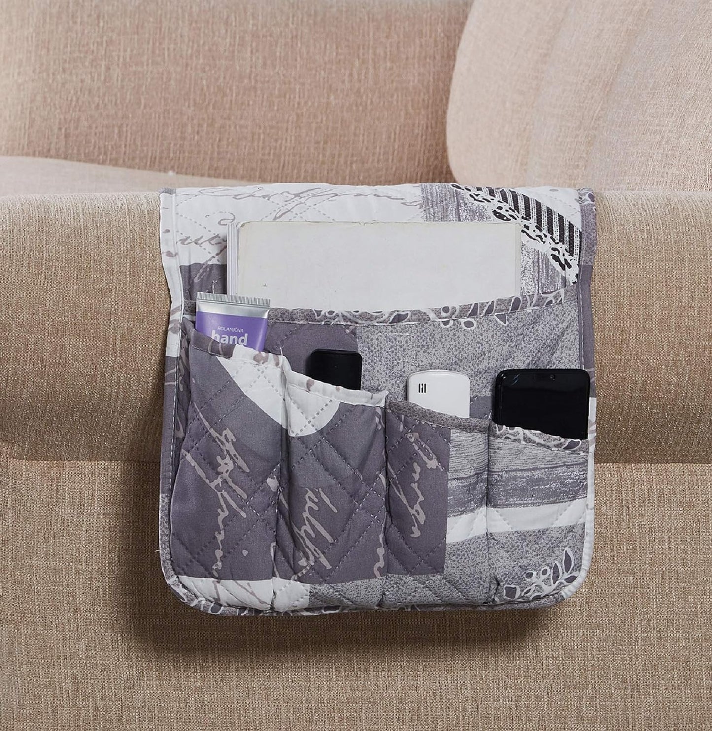 Brilliant Sunshine Grey Heart Love Patchwork Couch Armrest 5 Pockets Organizer, Slip Resistant Armchair Caddy, Washable Remote Controls Holder, Storage for Magazine, Tablet, Phone, 35×13", Grey White