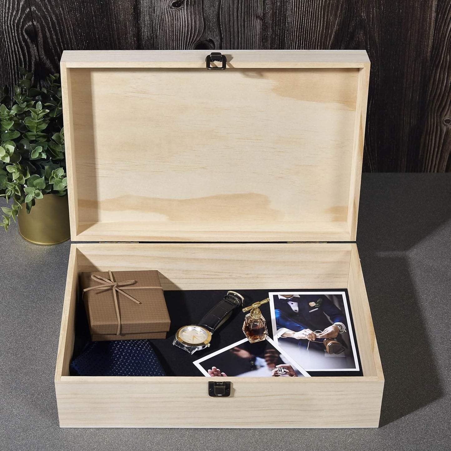 makerflo XL Natural Pine Wood Memory Box with Black Felt Inside, Hinged with Clasp, Keepsake Wooden Box Ideal for Craft and Personalization (Laser Engraving, Epoxy, UV DTF, and Vinyl) – Pack of 1