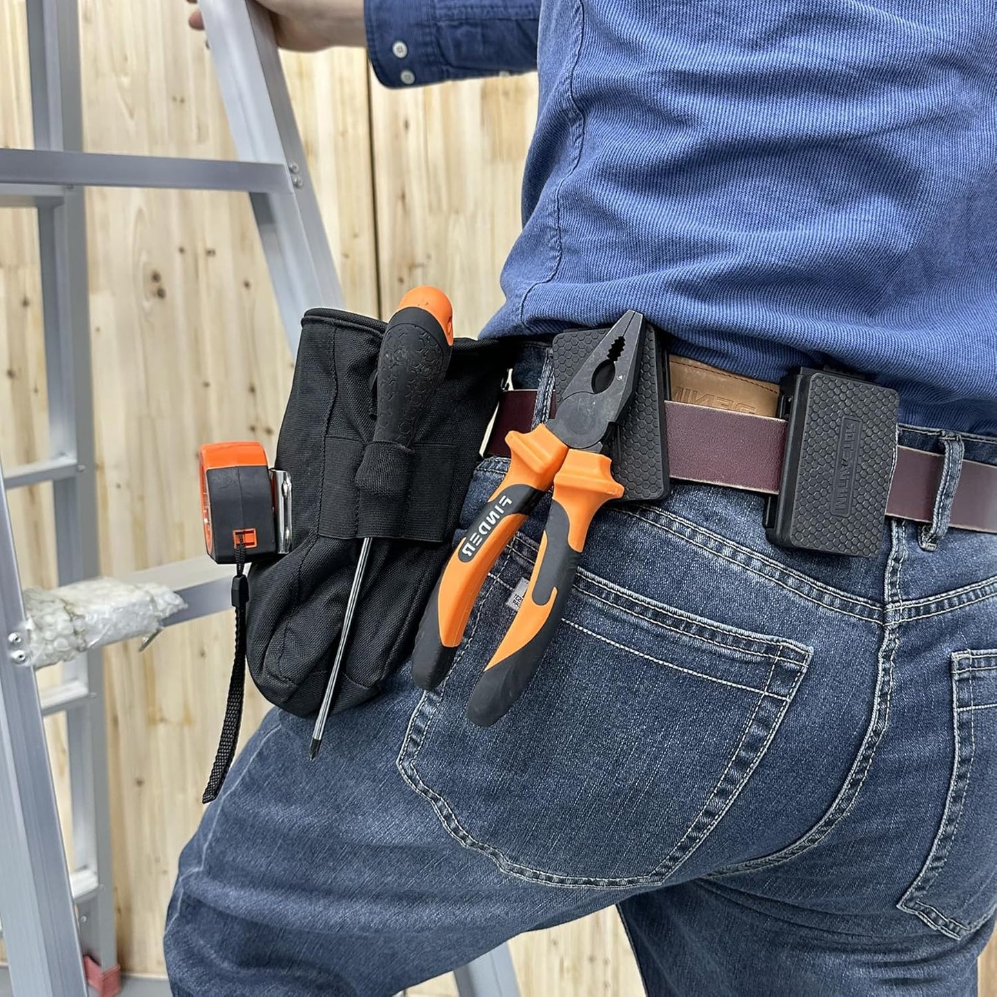 MUTUACTOR 1 PCS Magnetic Tool Belt Clip,Anti-Slip Heavy-Duty Magnetic Mount Tool Belt Holster,Quickly Access Rubber Coated Magnet Belt Clip for Organizing Screwdrivers Hammers Wrenchs