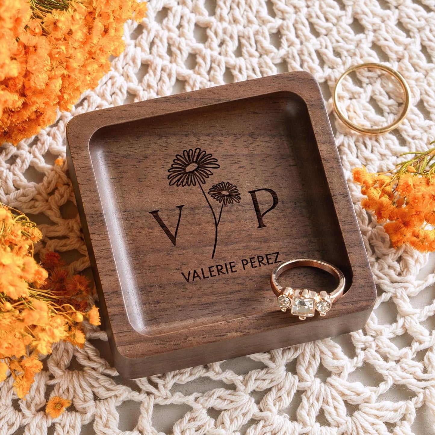 Walnut Wood Ring Holder (Customize), Engraved Jewelry Dish and Storage Tray, Personalized Gift for Her, Valentine’s Day Gift